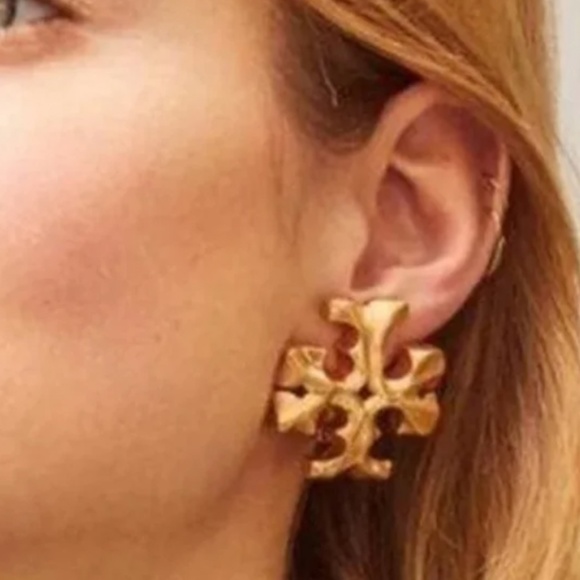 Tory Burch Jewelry - Tory Burch exaggerated Roxanne earrings